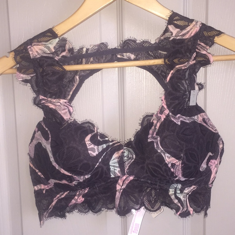 🆕 Victoria Secret bralette